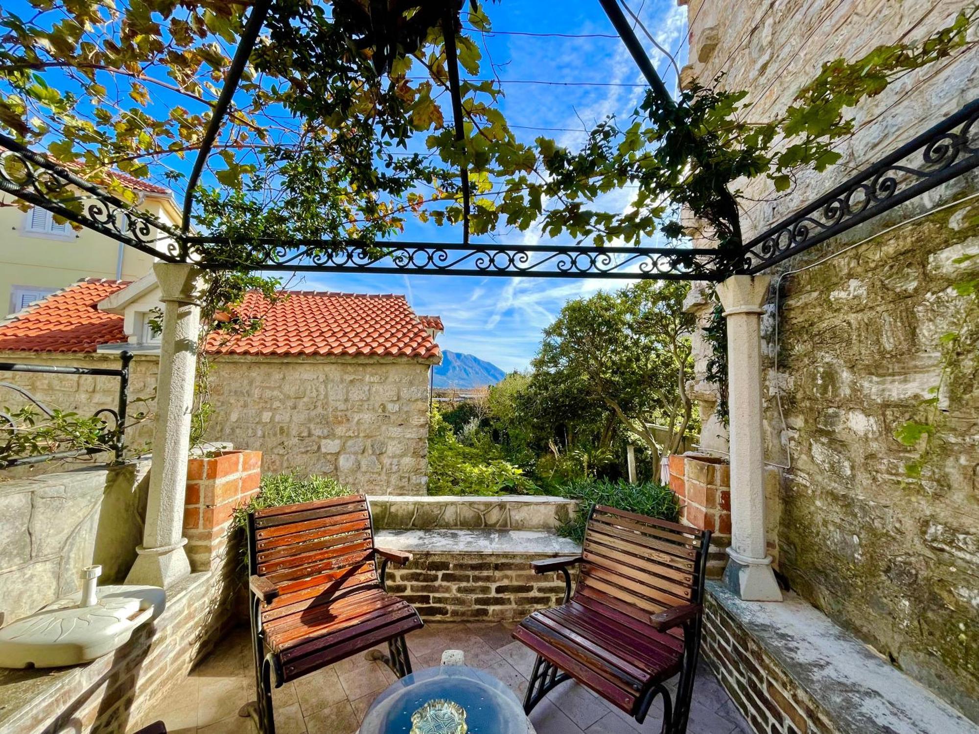 Apartmán Old Town House With Private Garden Budva Exteriér fotografie