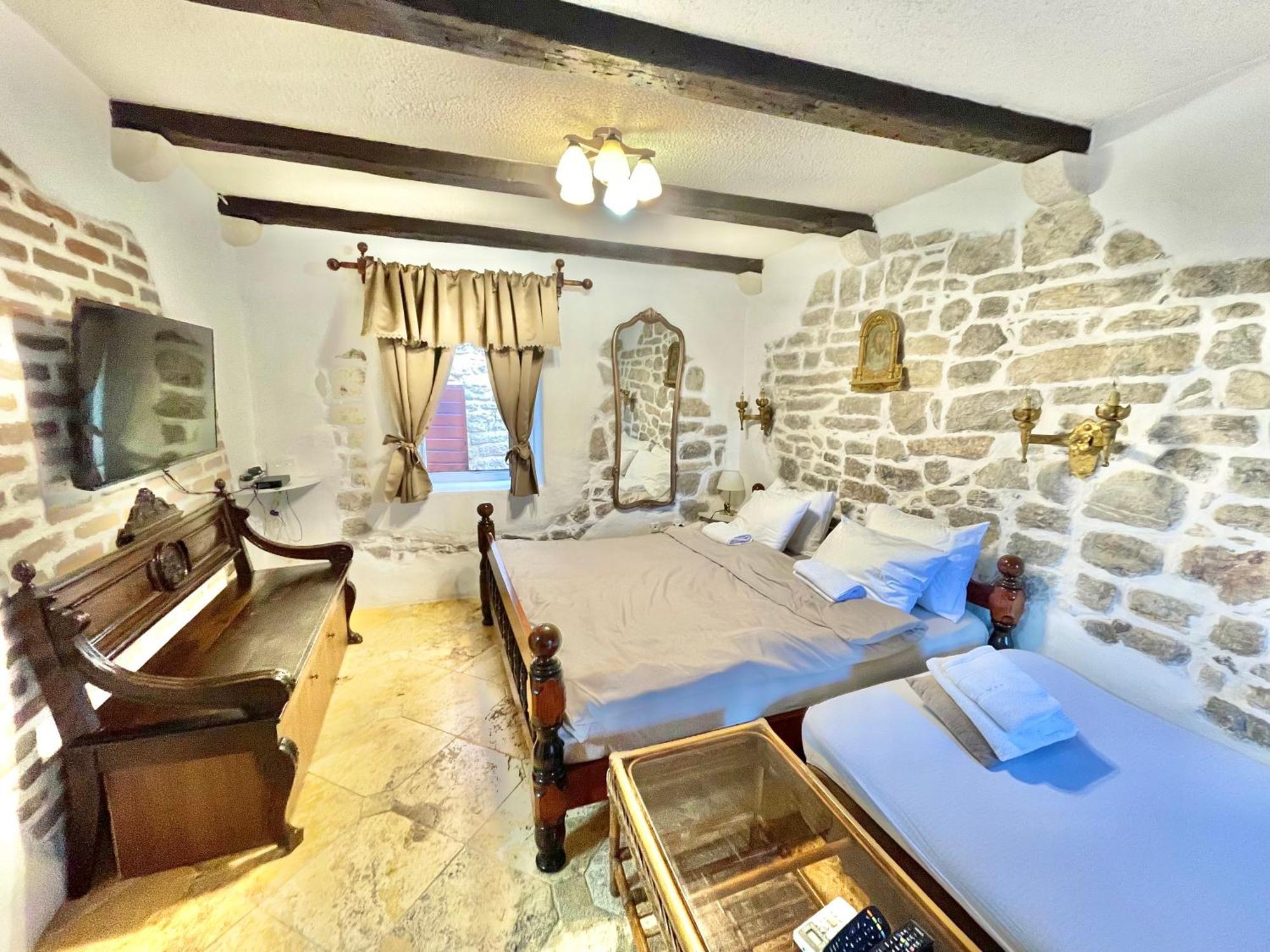 Apartmán Old Town House With Private Garden Budva Exteriér fotografie